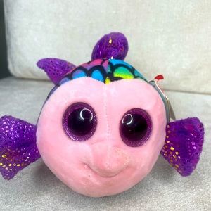 Ty Beanie Boo's Collectors Flippy the Fish plush!